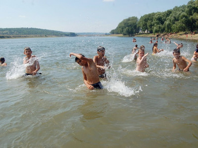 Ескертуге елең етпейтіндер