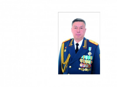 Айбары асқақ Ата заң