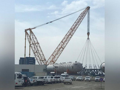 Теңізде әлемдегі ең үлкен кран құрастырылды