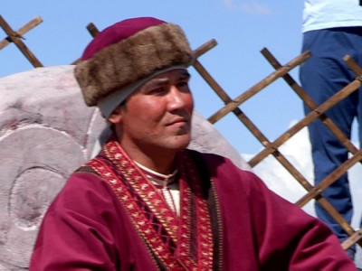 «ТӨЛЕ БИ» ФИЛЬМІ  ТАСПАЛАНУДА