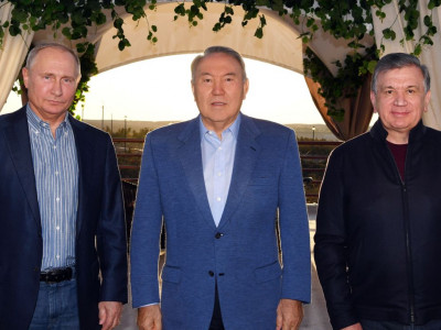 Елбасы Нұрсұлтан Назарбаев Ресей және Өзбекстан президенттерімен кездесті