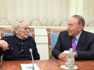 Мемлекет басшысы Әбдіжәміл Нұрпейісовті қабылдады