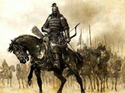 Есімі ел аузындағы тұлға
