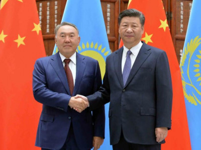 Си Цзиньпин қазақстандықтарды Тәуелсіздік күнімен құттықтады