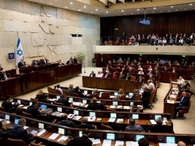 Израиль парламенті өзін-өзі таратып жіберді