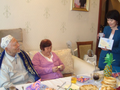 КЕМЕЛ КЕЛЕШЕК ҮШІН ЕҢБЕК ЕТКЕН