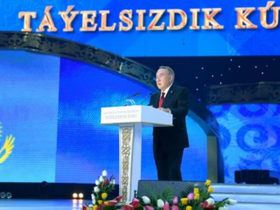 Елбасы қазақстандықтарды Тәуелсіздік күнімен құттықтады
