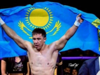 Қазақстандық боксшы қарсыласын бірінші раундта нокаутқа түсірді