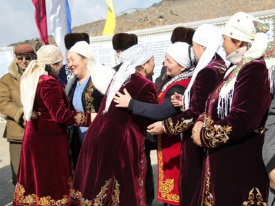 КӨКТЕМНІҢ БАСЫ – КӨРІСУ