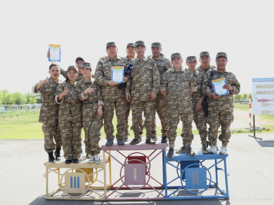 Әскер мен БАҚ арасында ойын өтті