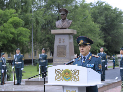 Сағадат Нұрмағамбетовке арналған ескерткіш ашылды