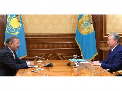 Қасым-Жомарт Тоқаев белгілі археолог Зейнолла Самашевты қабылдады
