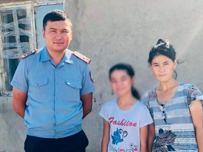 Арыста 14 жастағы қыз үйінен белгісіз бағытқа шығып кетіп, қайтып оралмаған