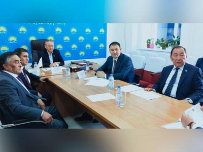 Мәжіліс депутаты Алматы облысындағы ауыл тұрғындарын қабылдады