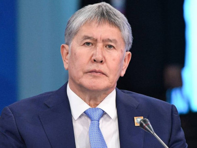 Бішкек соты Атамбаевты изоляторда қалдырды