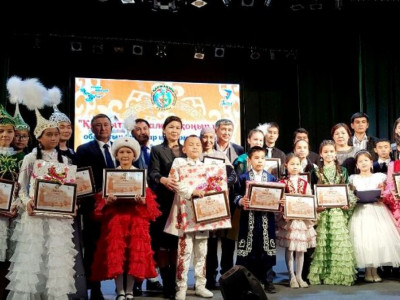 «Қорқыттан қалған қоңыр үн»: Қызылордада дәстүрлі ән-күй байқауы өтті