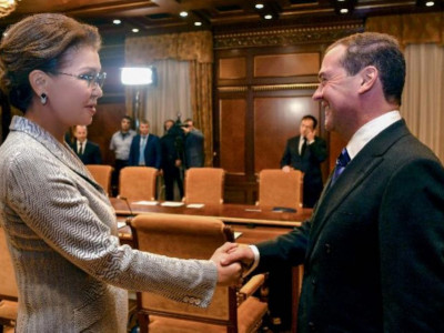 Назарбаева Медведевпен кездесті