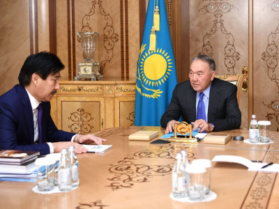 Нұрсұлтан Назарбаев Ғалымқайыр Мұтановты қабылдады