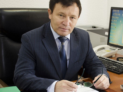 Шерубай  Құрманбайұлы: Мемлекеттік тілмен  тең қолданылатын тіл болмауы тиіс