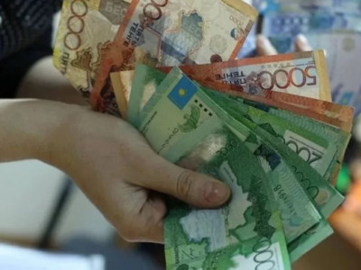 1 қаңтардан бастап 340 мыңнан астам отбасыға жаңа мемлекеттік жәрдемақы беріледі