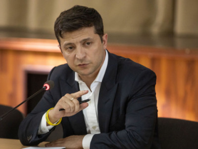 Зеленский Назарбаевтың Путинмен кездесу туралы ұсынысына пікір білдірді