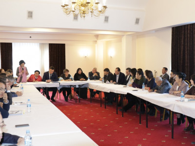 Балықтардың жаппай қырылуы: Атырауда Жайық өзенін зерттеу нәтижелері талқыланды