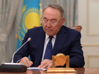 Ел және Елбасы