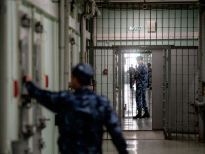 Абақтыға ақша кіргізбек болған азамат ұсталды