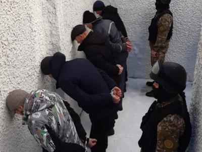 ҰҚК Қарағанды мен Таразда терроризмді насихаттаған лаңкестік топ мүшелерін ұстады