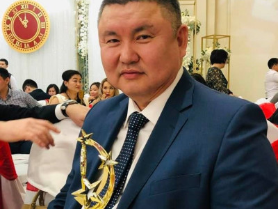 «Халықтың сүйіктісі» – дәрігер Әженов