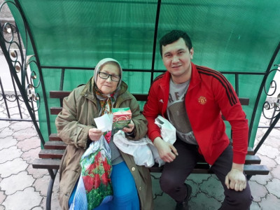 Қазақстандық қарттарға азық-түлік қоржыны жеткізіледі