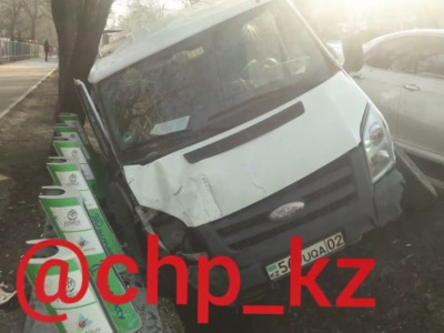 Автобус қағып кеткен әйелдің екі аяғын кесуге тура келді