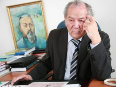 Дулат Исабеков: Абайды зерттеушілер трафаретті ойлардан арыла алмай келеді