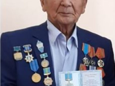 Бір әулеттен 20 ұстаз