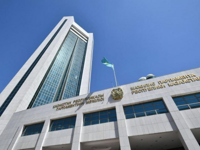 Бейбіт жиындар туралы заң жобасы: мәжіліс депутаттары дауыс берді