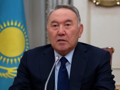 Нұрсұлтан Назарбаев қазақстандықтарды Жеңіс күнімен құттықтады