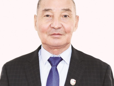 Есболат Дүйсенов: Сұм соғыстың сызы санадан өшкен жоқ