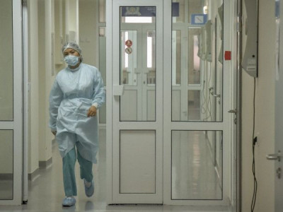 Елімізде қай санаттағылар коронавирусты жиі жұқтыратыны белгілі болды