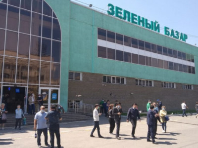 Коронавирус: Алматыда Көк базар жабылды