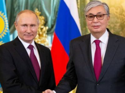 Қасым-Жомарт Тоқаев ресейліктерді ұлттық мерекесімен құттықтады