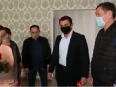 «Nur Otan» көпбалалы отбасыға үй алып берді