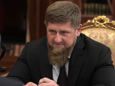 Рамзан Кадыров Путинді өмір бойына Ресей президенті етіп сайлауды ұсынды