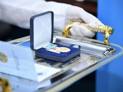 Індетпен күрес кезінде қайтыс болған дәрігерлердің отбасына 1 млн теңгеден берілді