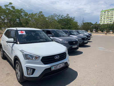 Маңғыстау облысы әкімдігінің 30 қызметтік көлігі емханаларға берілді