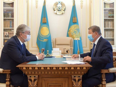 Президенті Ахметжан Есімовті қабылдады
