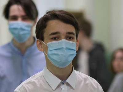 Ресейлік студенттер оқу орнында маска тағуға міндеттелді