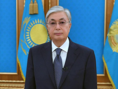 Президент Жақсылық Үшкемпіровтің отбасына көңіл айтты