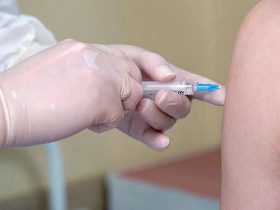 Әлемде коронавирусқа қарсы алғашқы екпе тіркелді