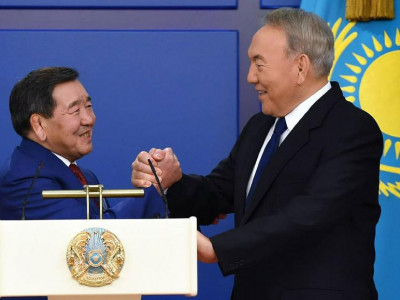 Елбасы Жақсылық Үшкемпіровтің жақындарына көңіл айту жеделхатын жолдады