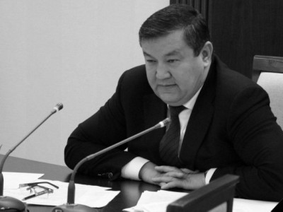 Өзбекстанның вице-премьері коронавирустан көз жұмды